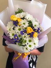 Букет цветов из:  Ирисы, Хризантемы и Розы #REPLACE_PRED# Александровской Краснодарского края