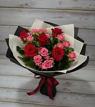 Букет цветов из:  Розы в Александровской Краснодарского края