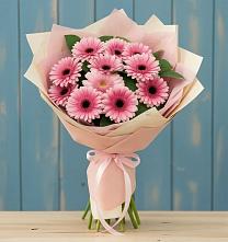 Букет пурпурно-розовый в Александровской Краснодарского края Букет цветов из:  Герберы в Александровской Краснодарского края